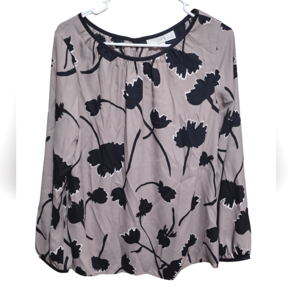 LOFT Ann Taylor Gray & Black Floral Long Sleeve Blouse, Size LP